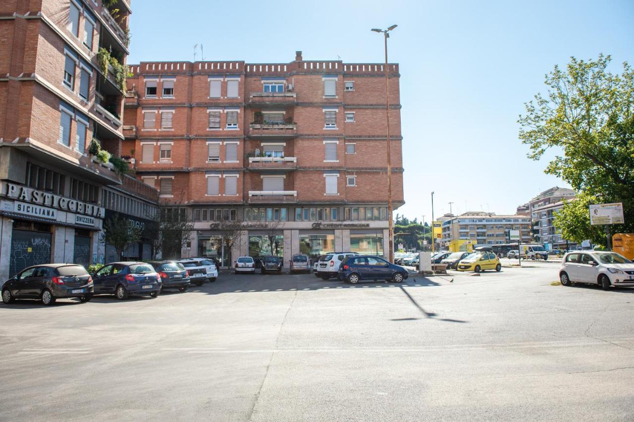 Апартаменты Peony - 13 Piazza Pio XI Рим Экстерьер фото
